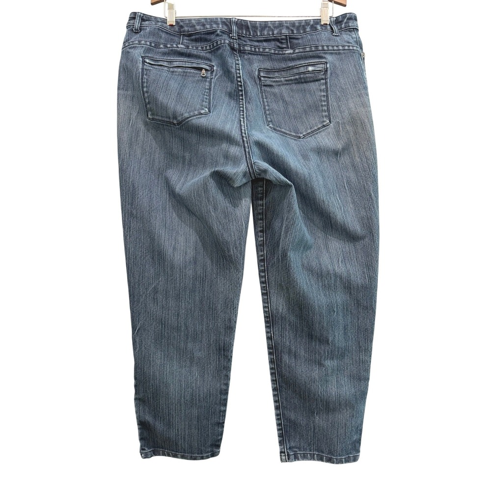 Chicos Platinum Blue Medium Wash Ankle Crop Zipper Hem Jeans Size 3 / 16 3 - Picture 2 of 8
